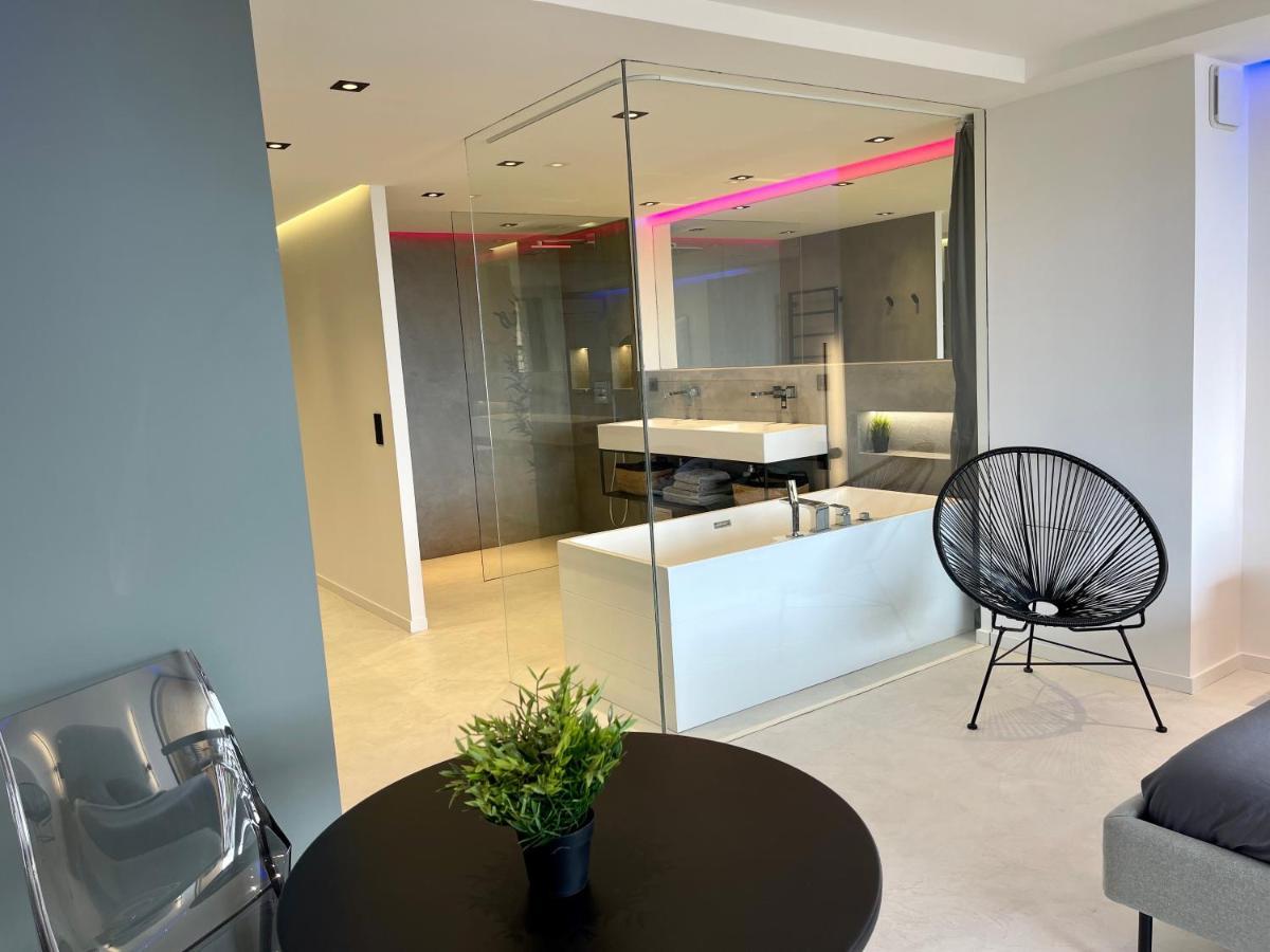 Appartement Neuf Climatise - Vue Mer Saint-Tropez - 50M Plage Et Port - Piscine Gassin Dış mekan fotoğraf